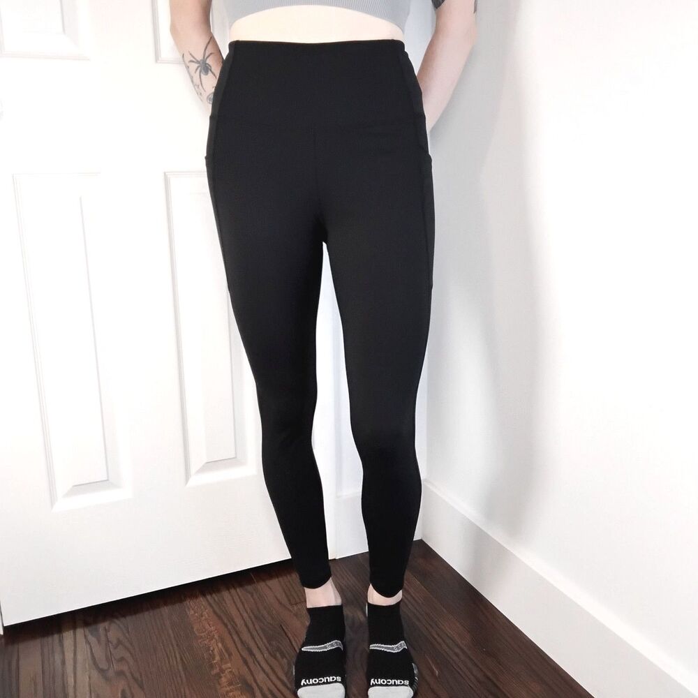 Women's High-Waisted Yoga Leggings with Pockets Size Small Black